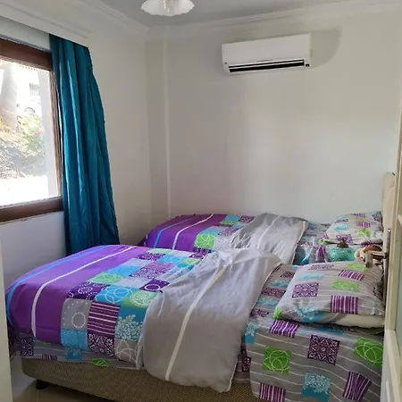 Summer In Bodrum With 2 Car Parking 4 Bedroom 3 Bathroom 2 Garden فيلا مصيف مكونة من 4 غرفة و 3 حمام و حديقتين في بودروم تركيا Отель *