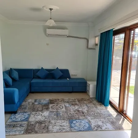 Отель Summer In Bodrum With 2 Car Parking 4 Bedroom 3 Bathroom 2 Garden فيلا مصيف مكونة من 4 غرفة و 3 حمام و حديقتين في بودروم تركيا *
