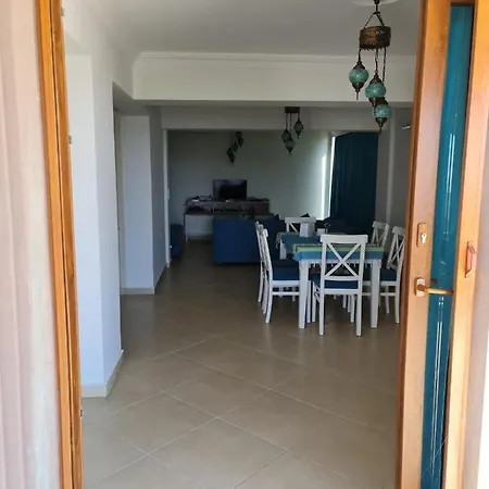 Summer In Bodrum With 2 Car Parking 4 Bedroom 3 Bathroom 2 Garden فيلا مصيف مكونة من 4 غرفة و 3 حمام و حديقتين في بودروم تركيا Hotel Milas